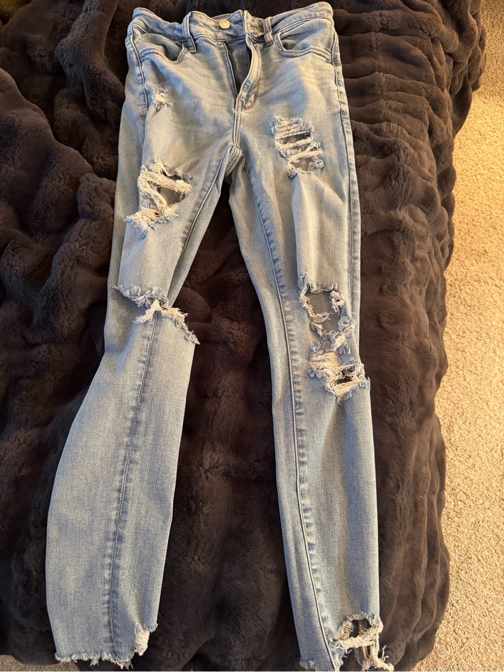 American Eagle Distressed Next Level Stretch Jeans